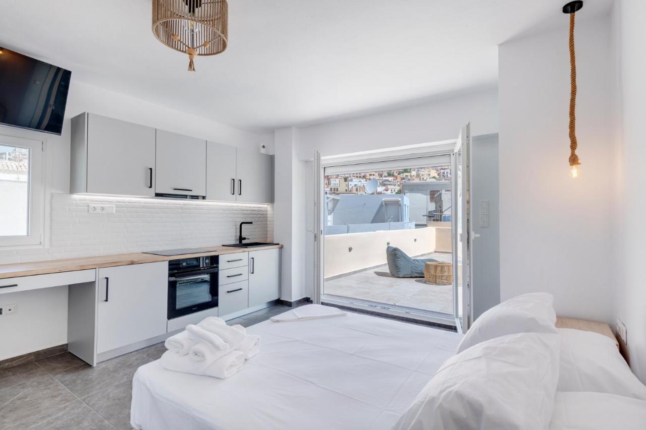Theogonia Apartment *